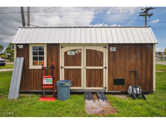 1637 Piney Road North Fort Myers FL 33903 2025005164 image38