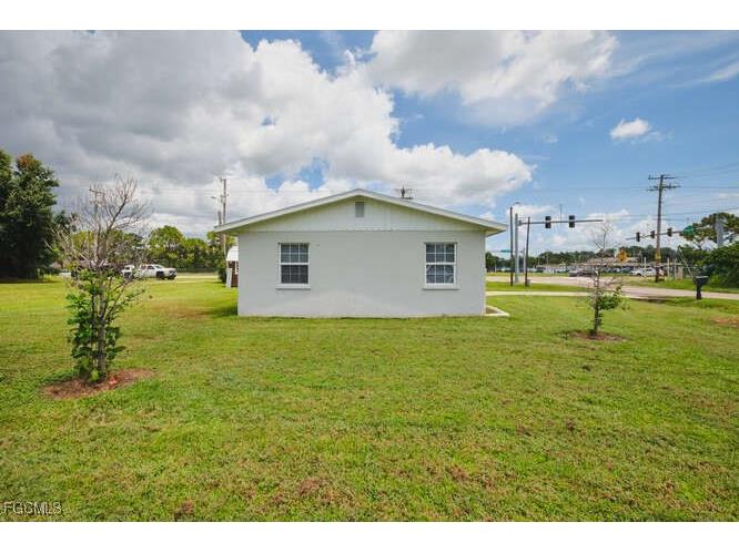 1637 Piney Road North Fort Myers FL 33903 2026006191 image29