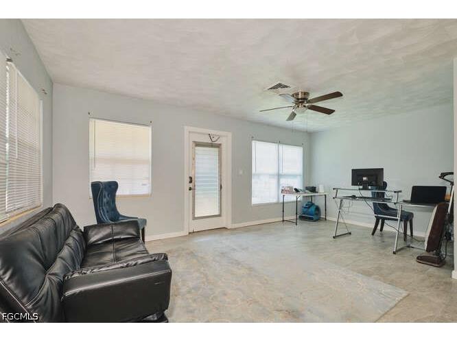 1637 Piney Road North Fort Myers FL 33903 2026031822 image4