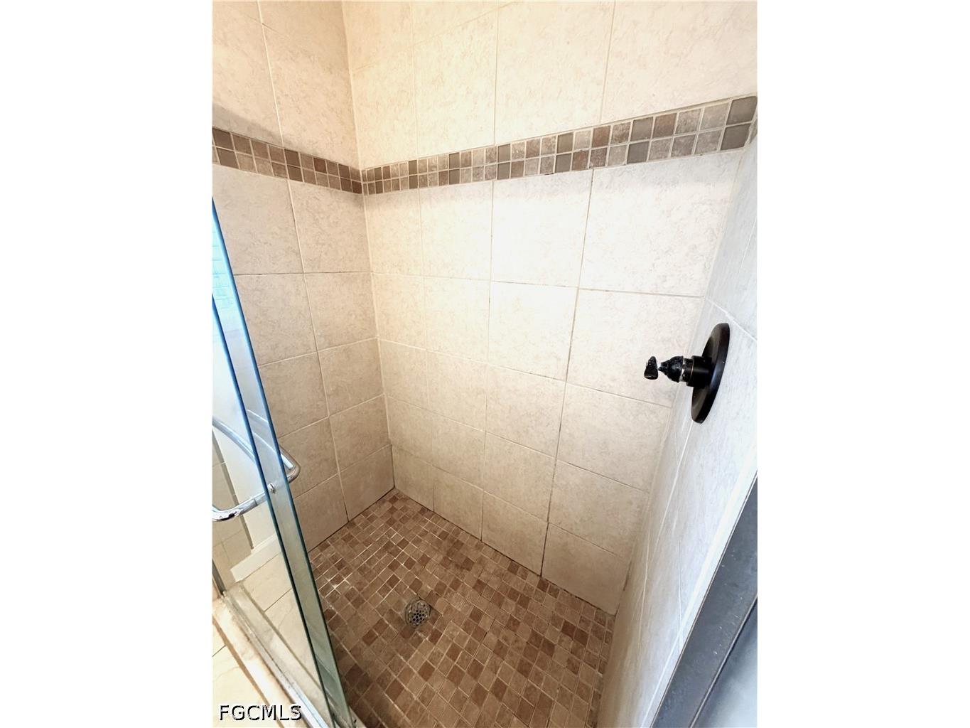 1637 S Mayfair Road Fort Myers FL 33919 2026024861 image17