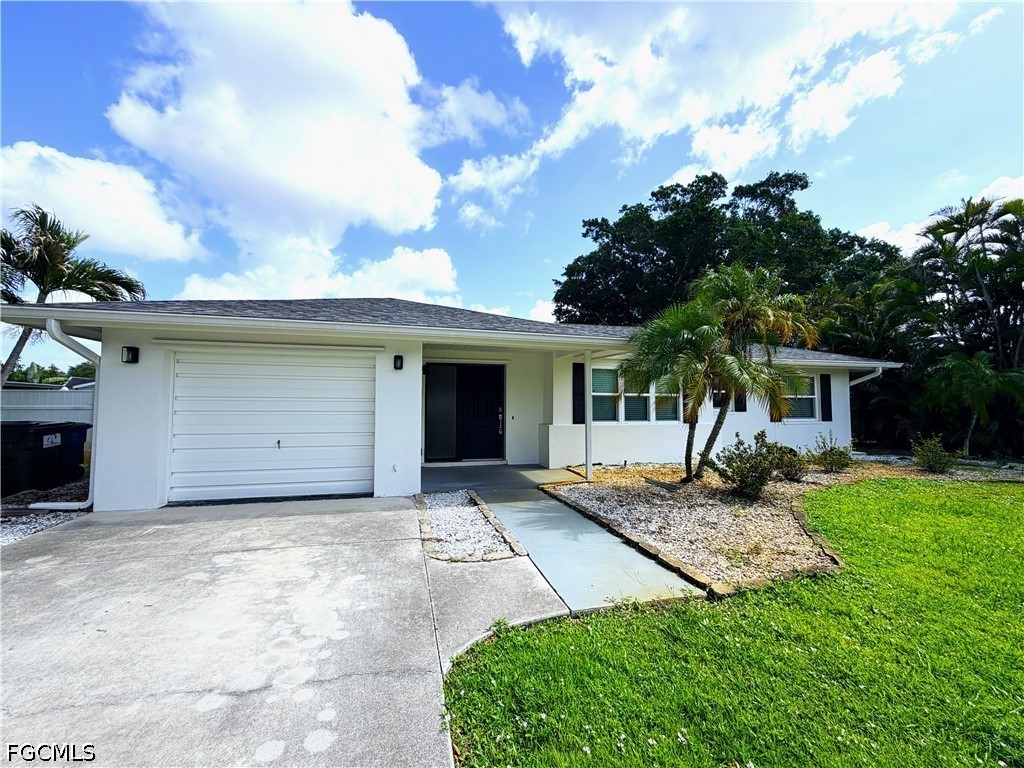 1637 S Mayfair Road Fort Myers FL 33919 2026024861 image2