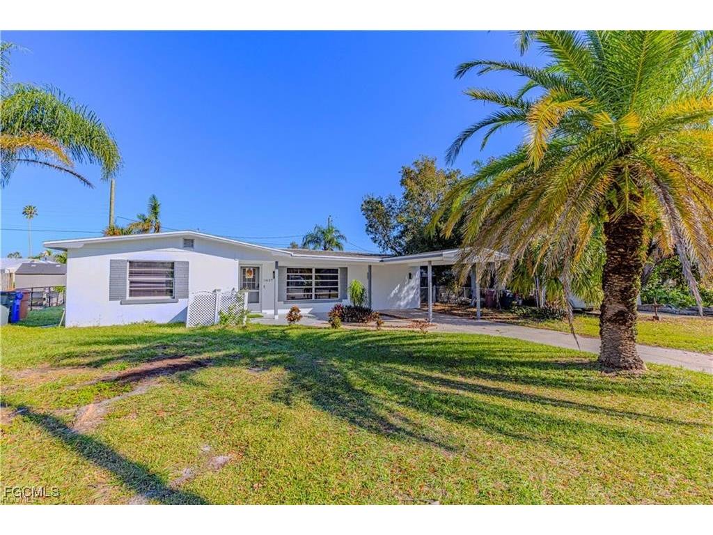 1637 Winkler Avenue Fort Myers FL 33901 2025008228 image1