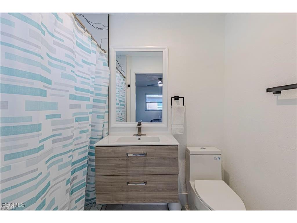 1637 Winkler Avenue Fort Myers FL 33901 2025008228 image12
