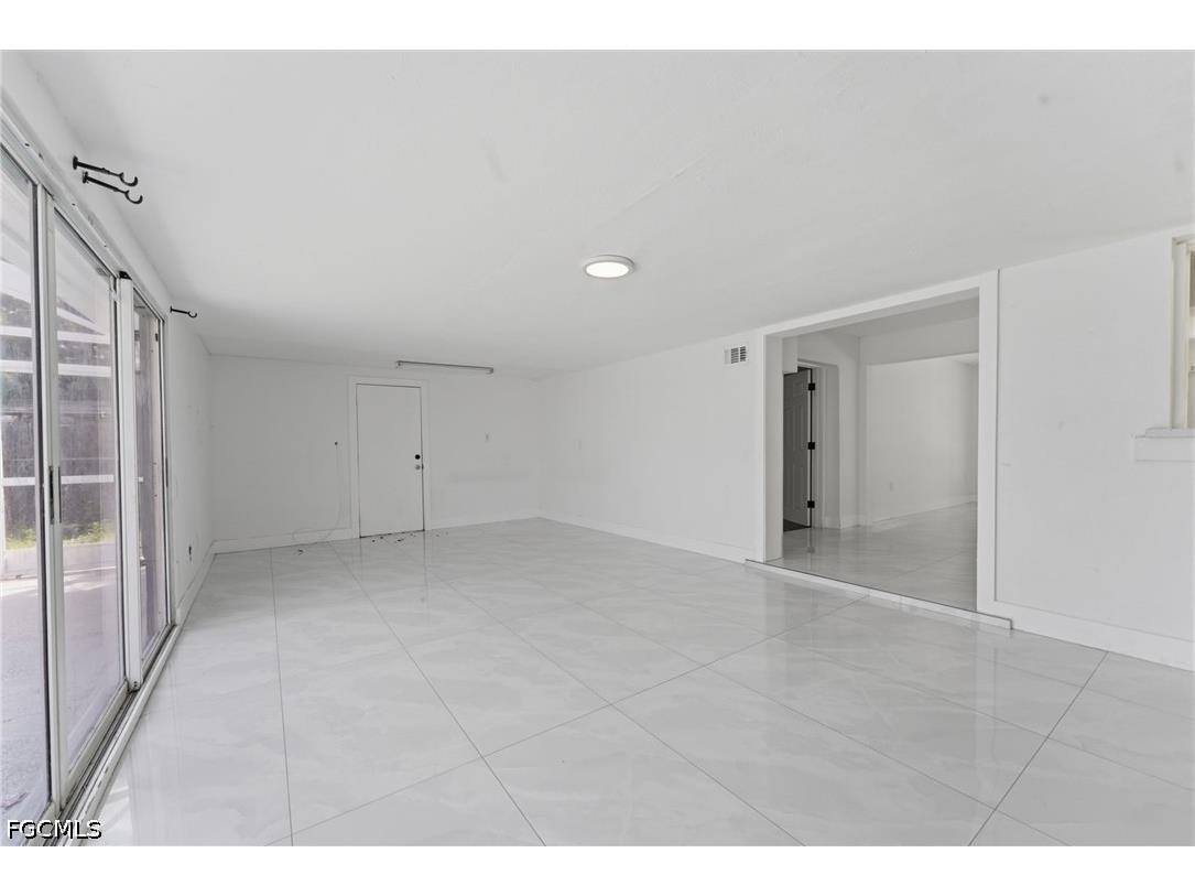 1637 Winkler Avenue Fort Myers FL 33901 2026014354 image15