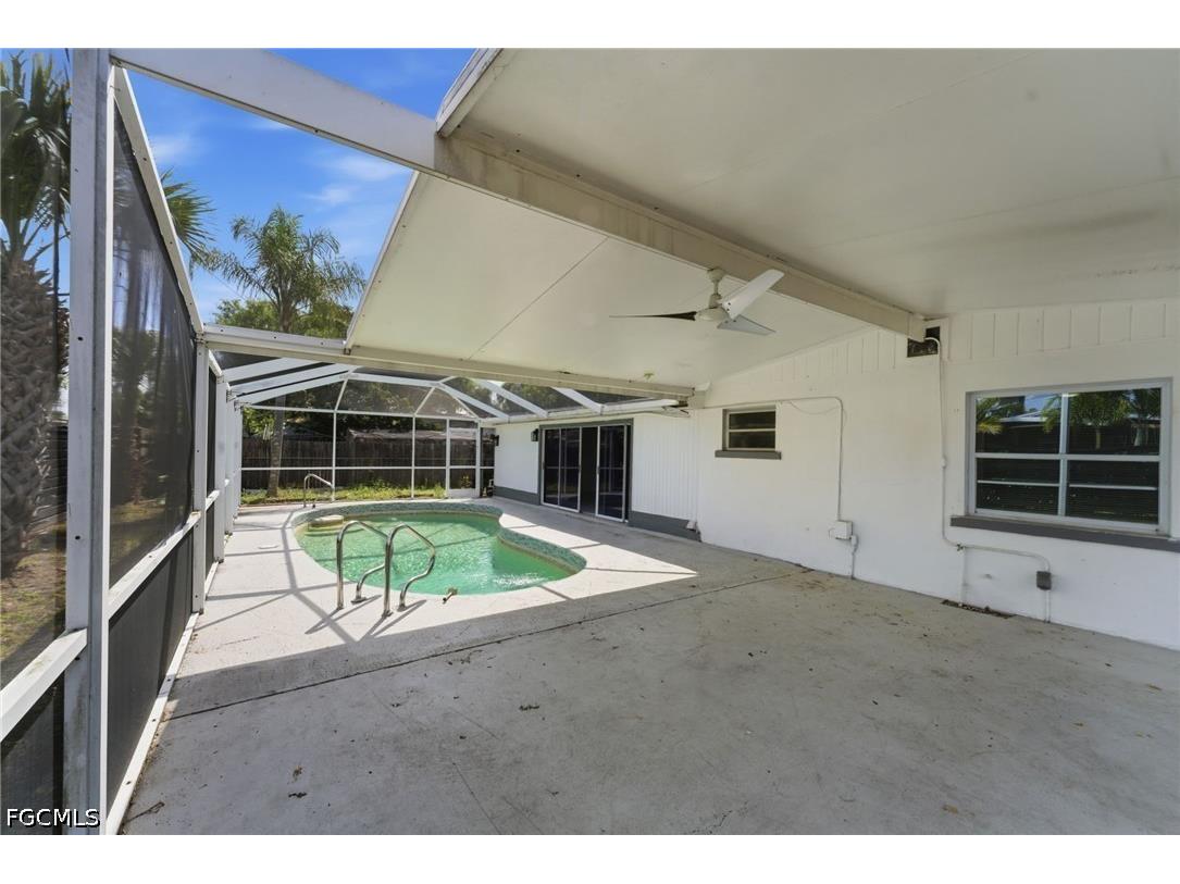 1637 Winkler Avenue Fort Myers FL 33901 2026014354 image33