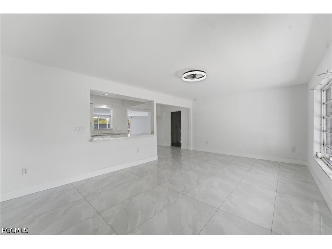 1637 Winkler Avenue Fort Myers FL 33901 2026014354 image5