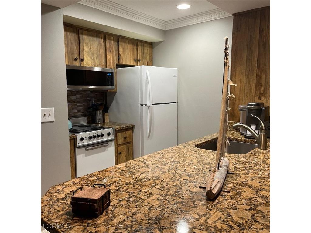 16373 Boyce Drive #104 Bokeelia FL 33922 2025015704 image12