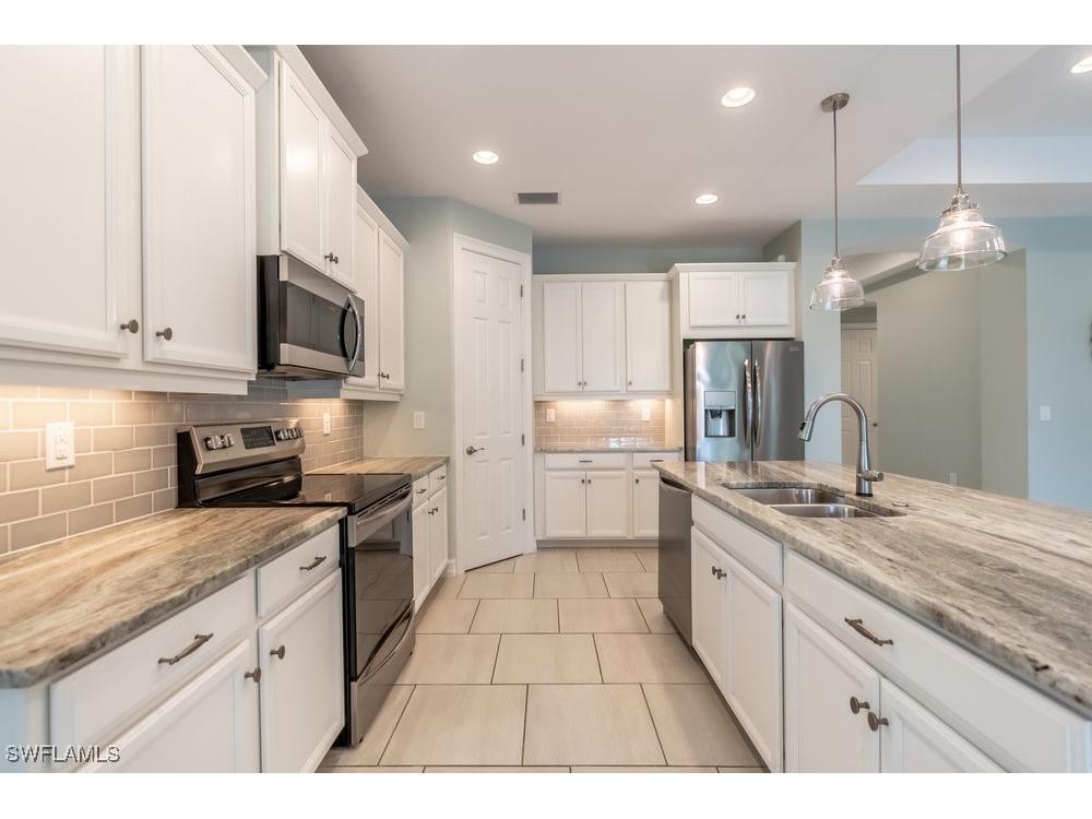 16374 Barclay Court Naples FL 34110 225070772 image11