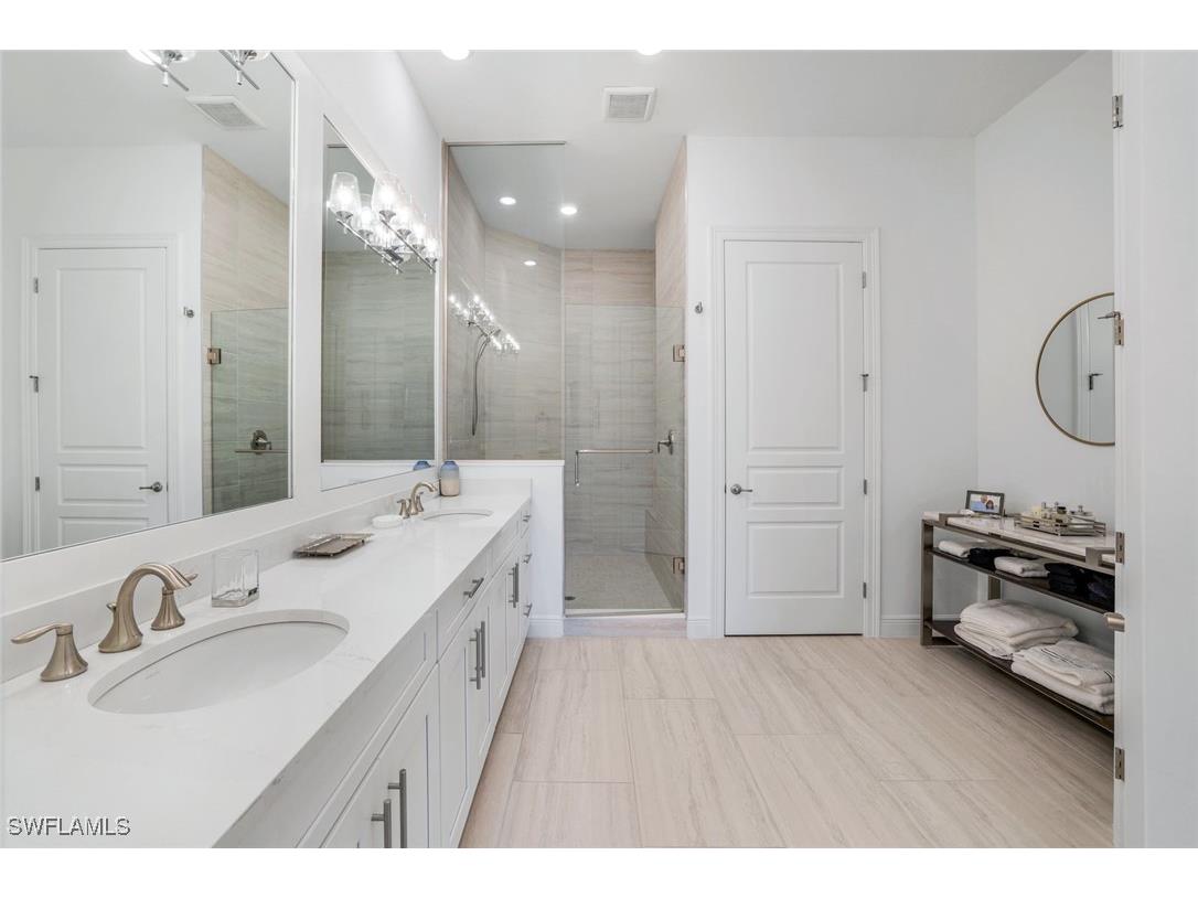 16374 Viansa Way #302 Naples FL 34110 225071087 image10