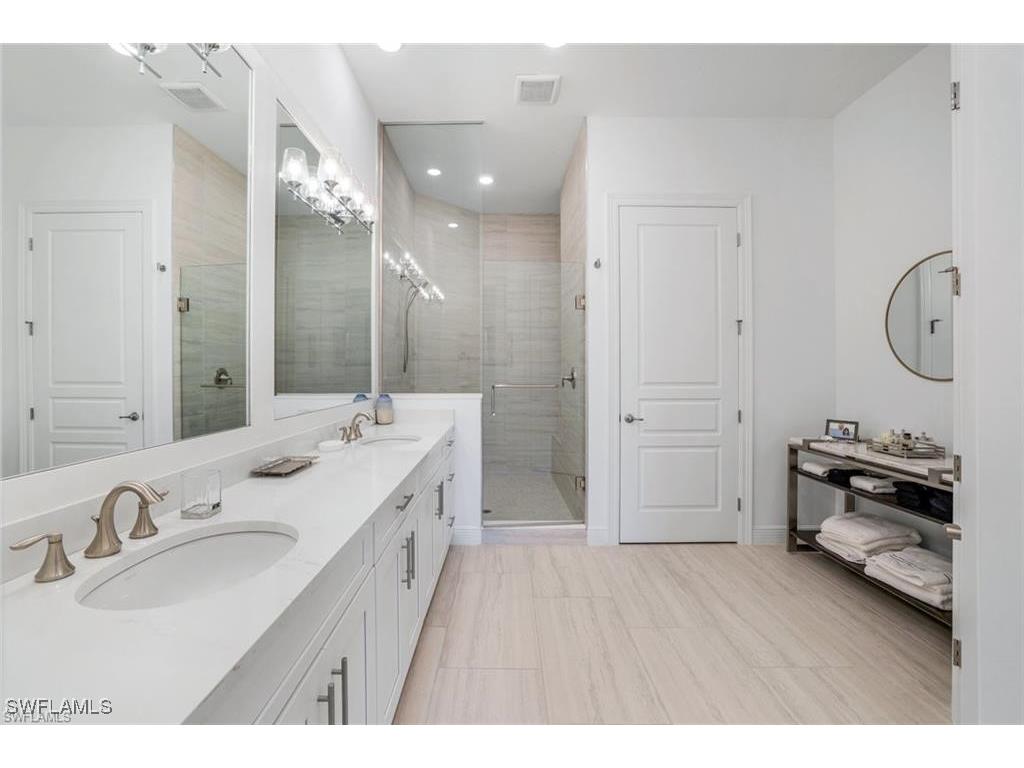 16374 Viansa Way #302 Naples FL 34110 225084135 image10