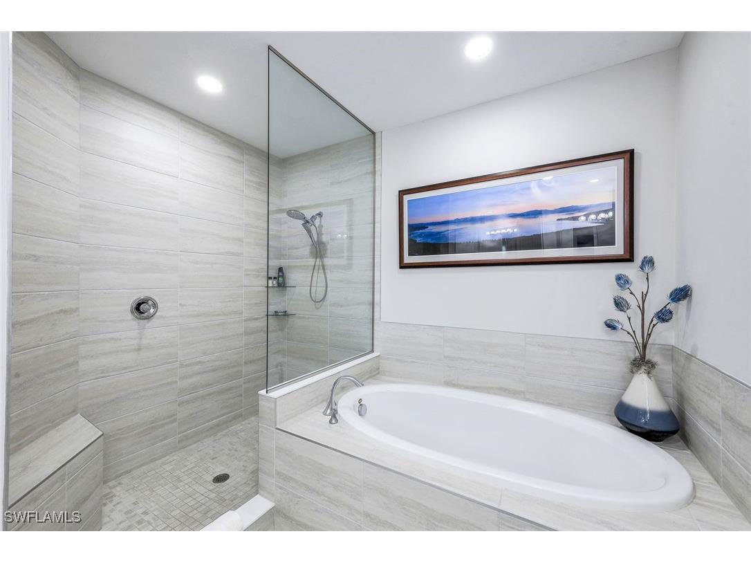 16379 Viansa Way #301 Naples FL 34110 225083725 image15