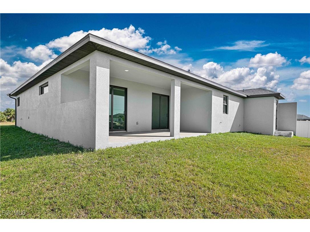 1638 NW 36th Place Cape Coral FL 33993 2025018450 image2