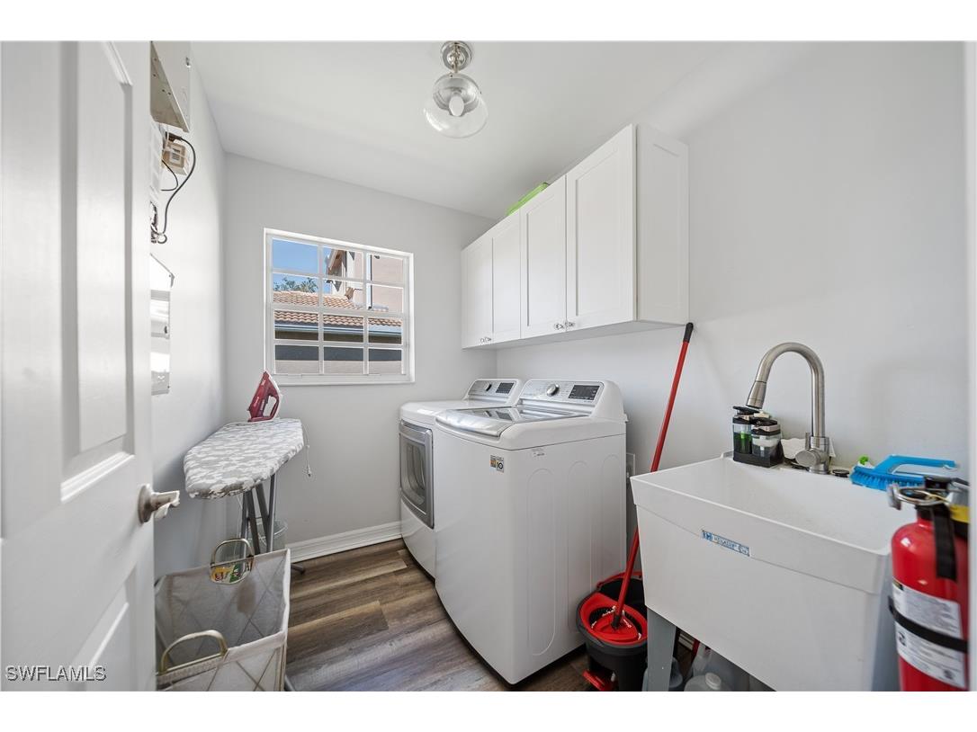 1638 Triangle Palm Terrace Naples FL 34119 225064255 image16