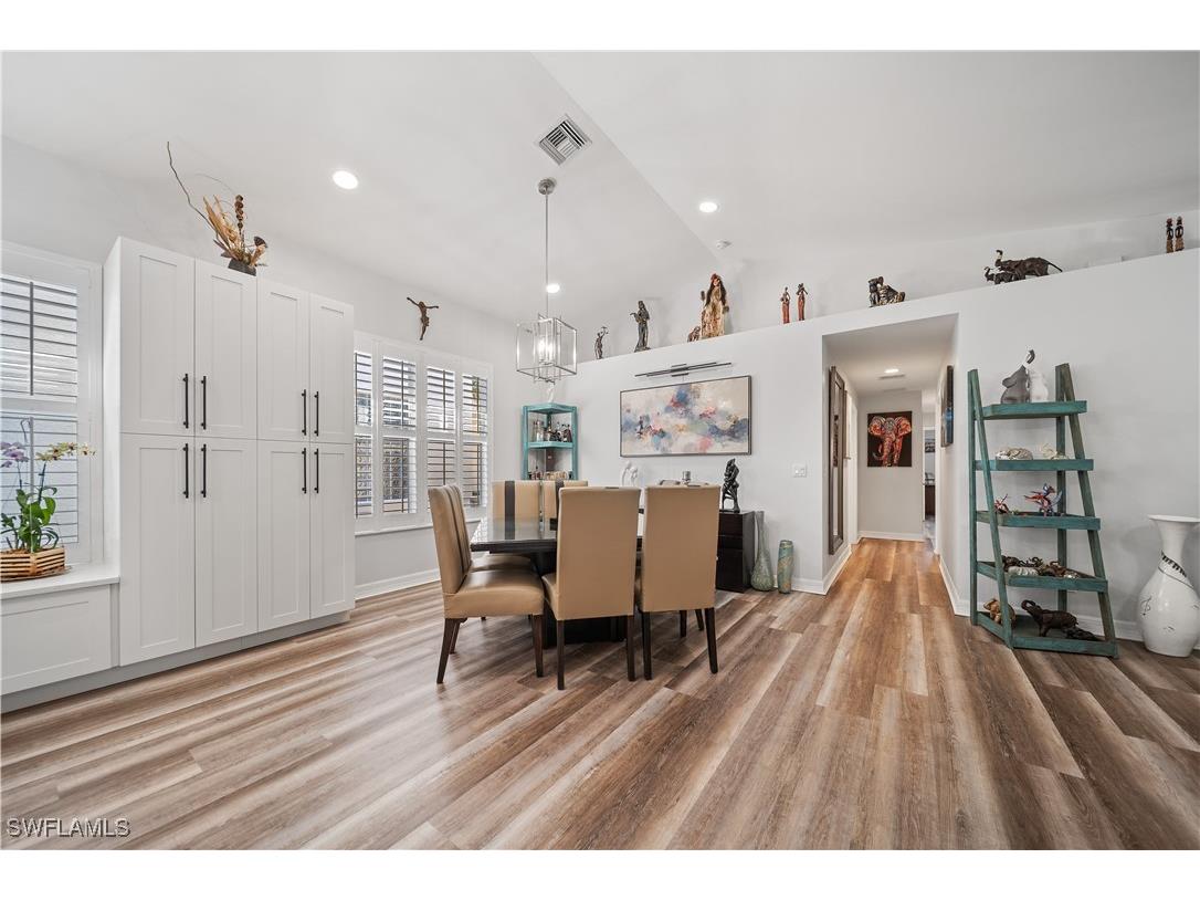 1638 Triangle Palm Terrace Naples FL 34119 225064255 image7