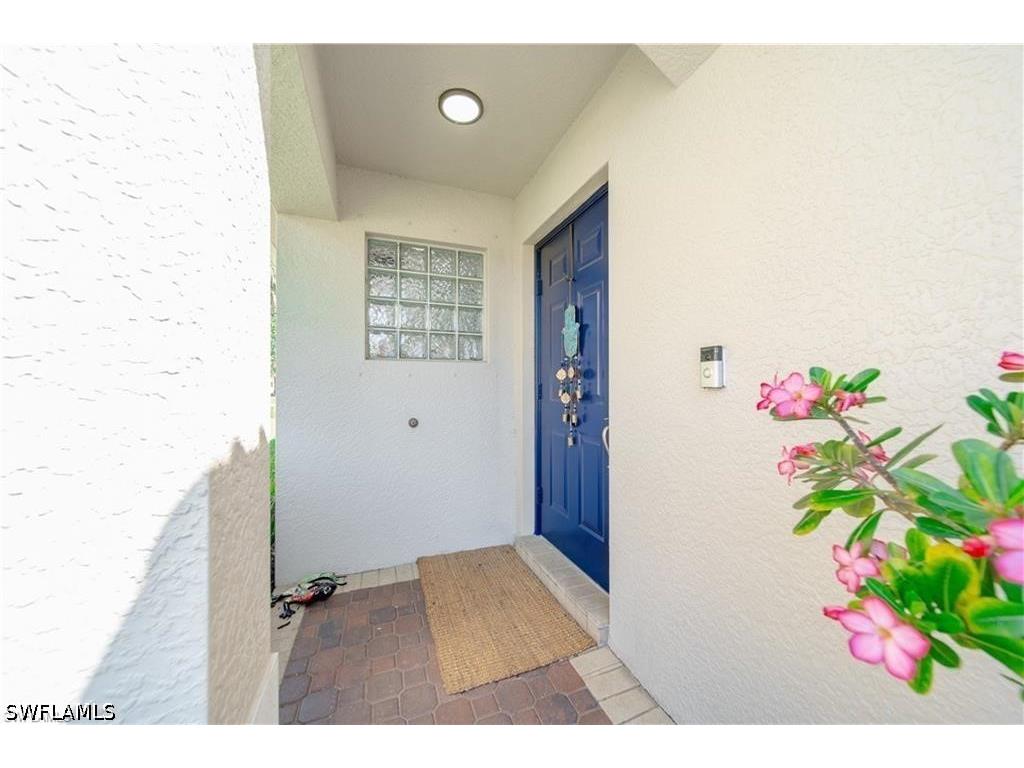 1638 Triangle Palm Terrace Naples FL 34119 226021768 image17