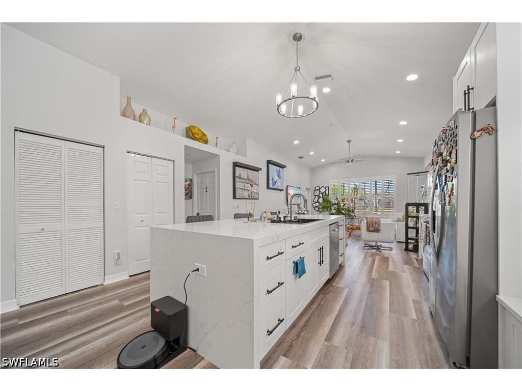 1638 Triangle Palm Terrace Naples FL 34119 226021768 image3