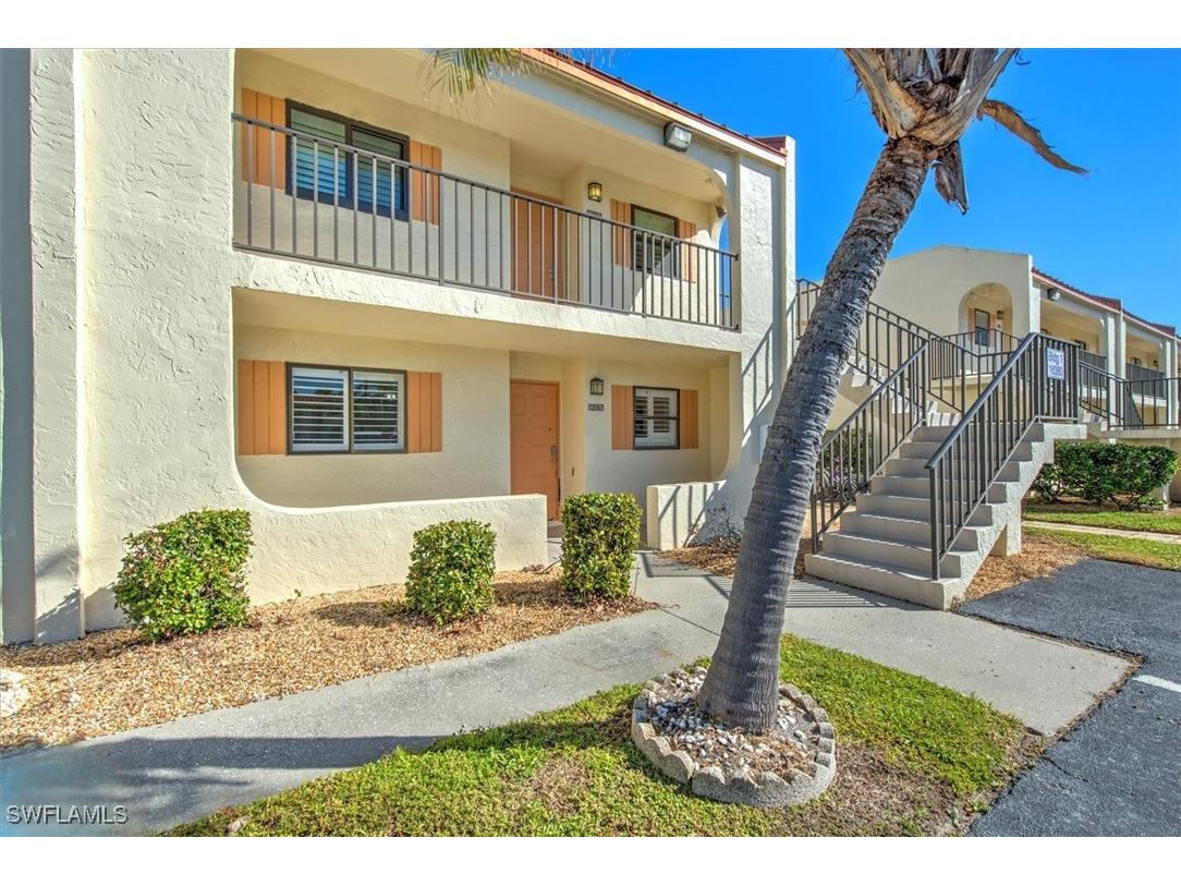 16380 Dublin Circle #105 Fort Myers FL 33908 224099260 image1