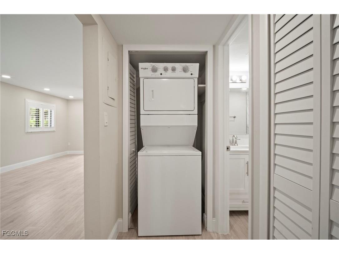 16380 Dublin Circle #101 Fort Myers FL 33908 2025000720 image24