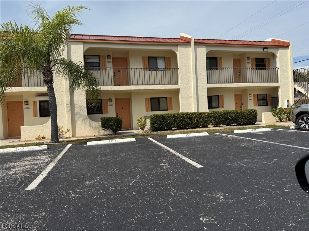 16381 Dublin Circle #204 Fort Myers FL 33908 2026009340 image1