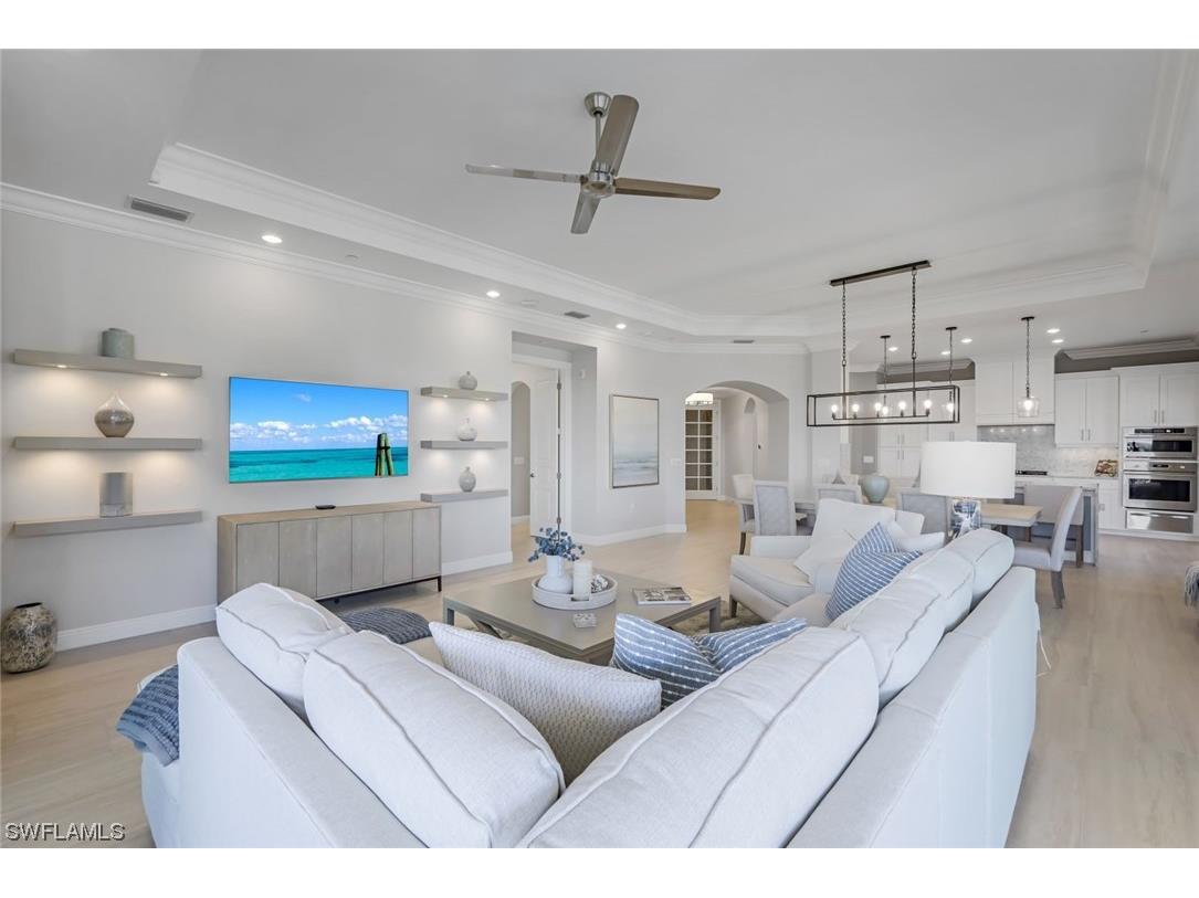 16387 Viansa Way #19-302 Naples FL 34110 224016599 image1