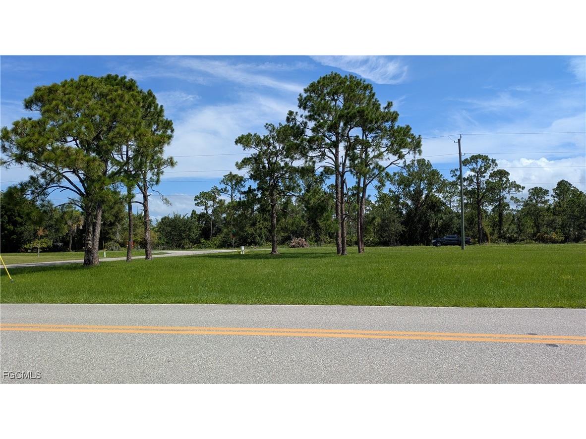 16390 Juarez Circle Punta Gorda FL 33955 2025005435 image1