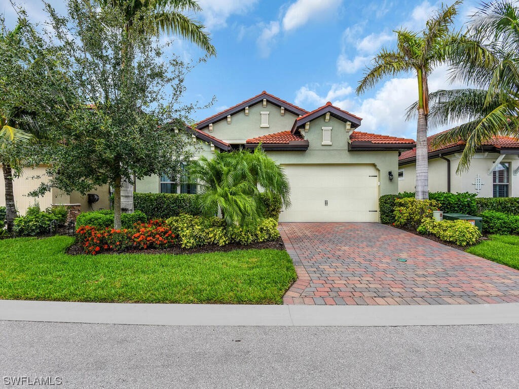 16399 Barclay Court Naples FL 34110 223044505 image1