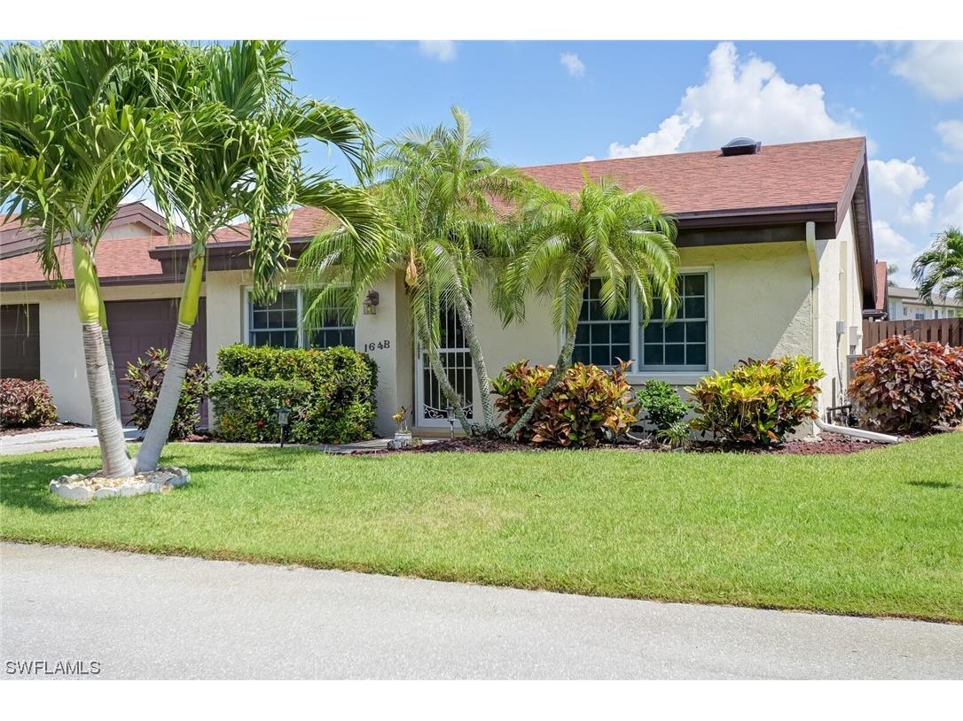 164 Cypress Way E #7B Naples FL 34110 223015487 image1