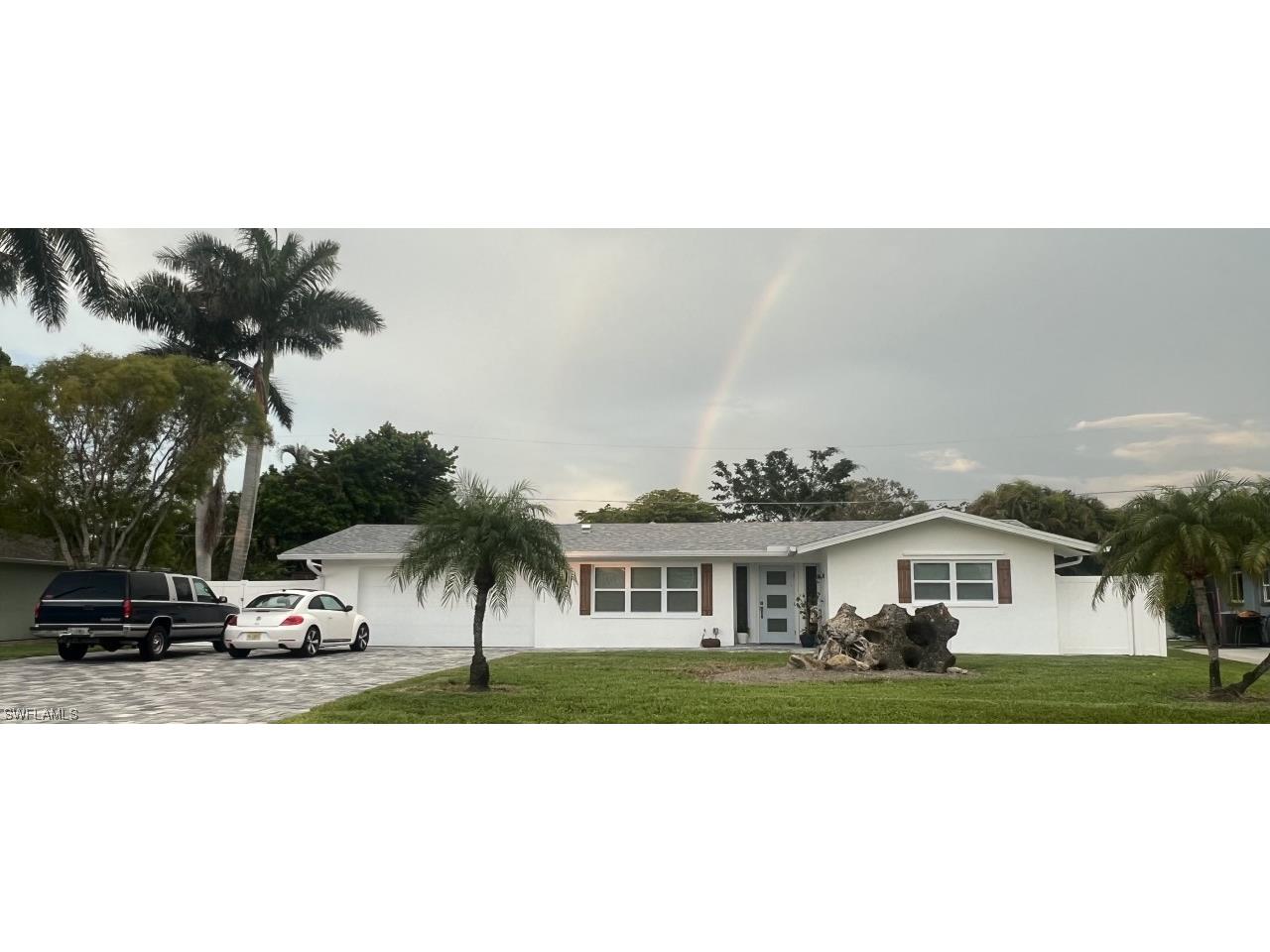 164 Flame Vine Drive Naples FL 34110 223056541 image1