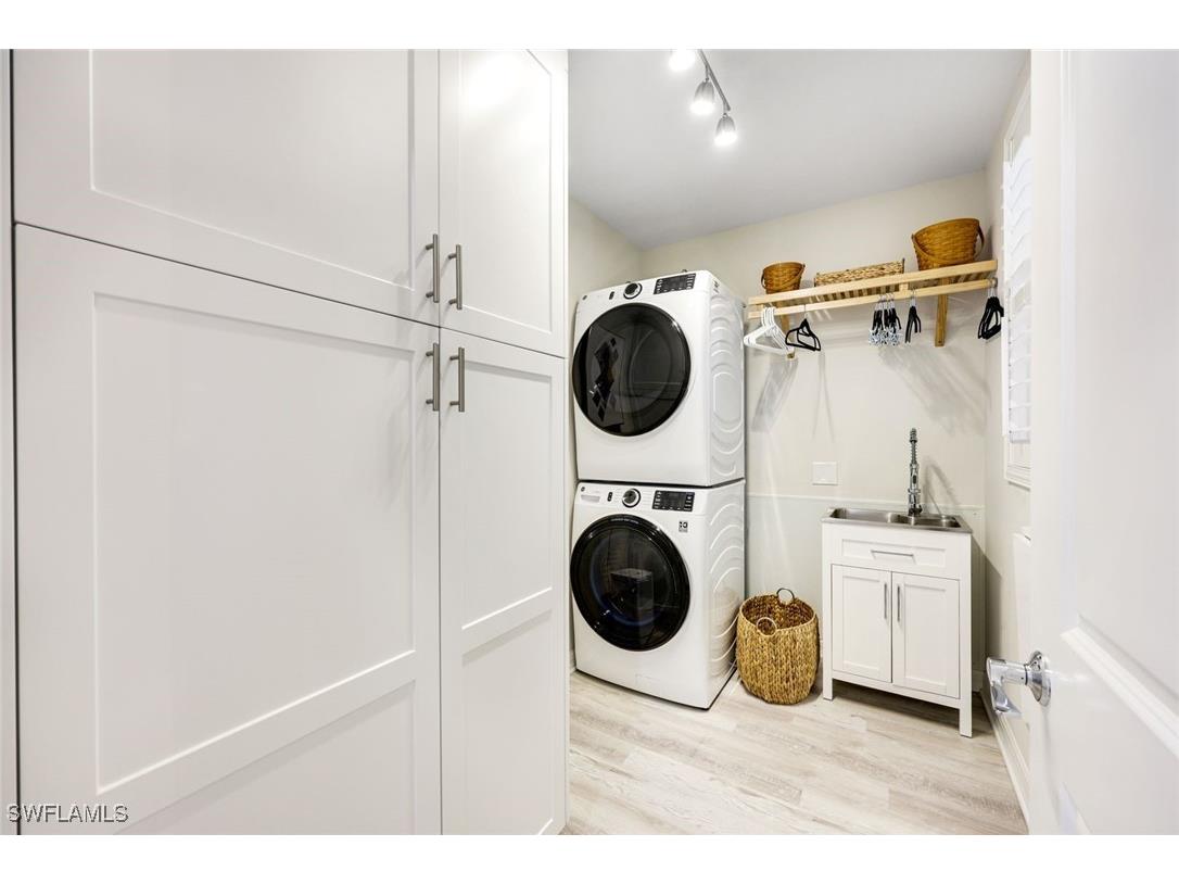 164 Indies Drive E #203 Naples FL 34114 225066961 image15