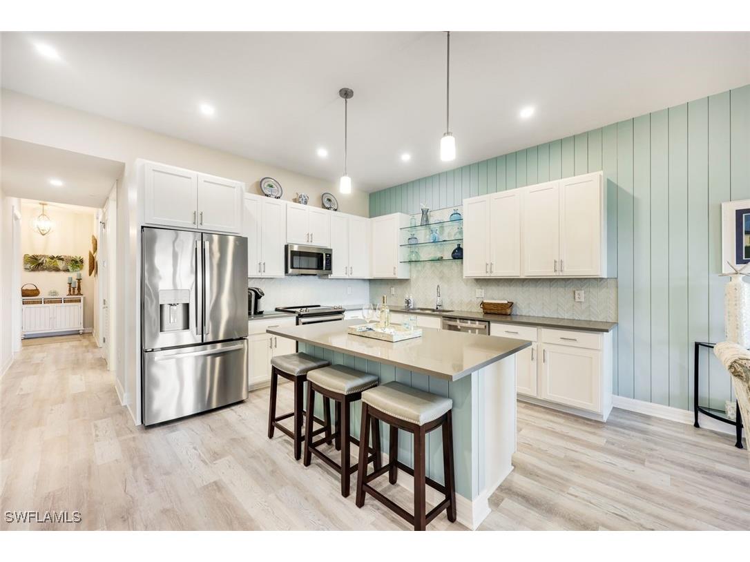 164 Indies Drive E #203 Naples FL 34114 225066961 image4