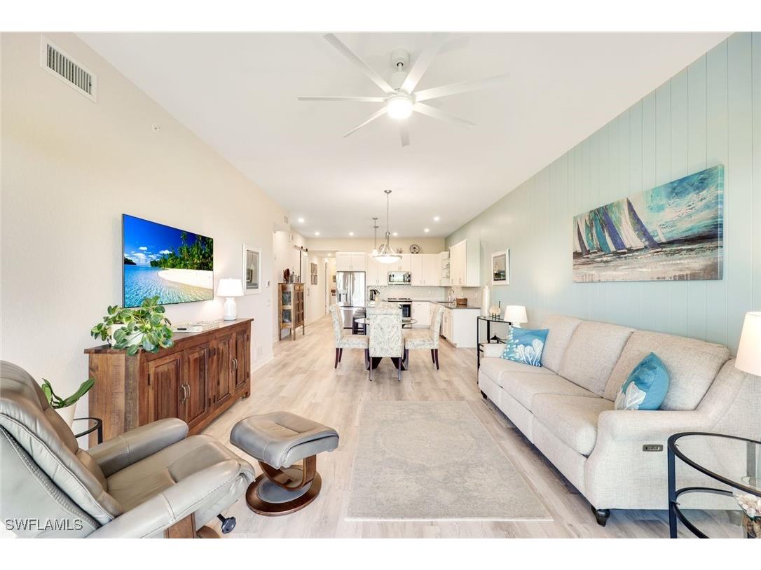 164 Indies Drive E #203 Naples FL 34114 225066961 image5