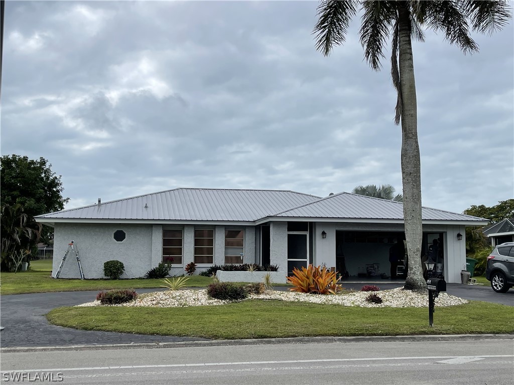 164 Pebble Beach Boulevard Naples FL 34113 223004051 image1