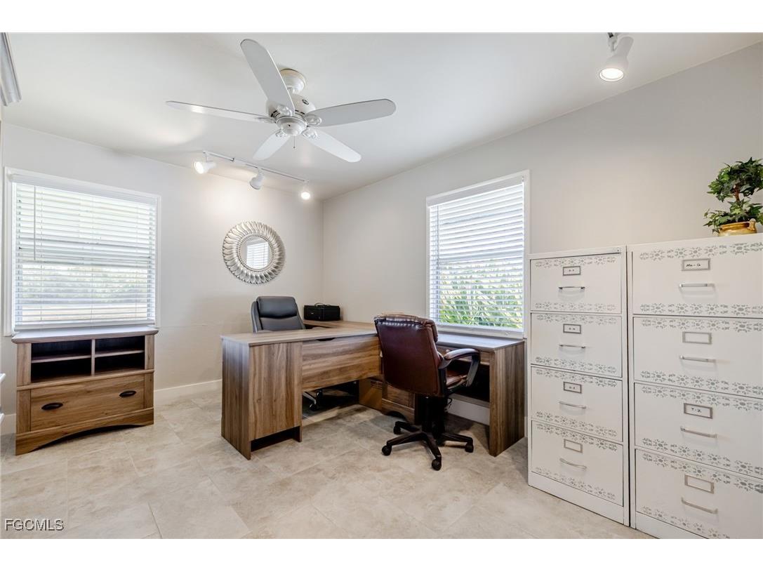 164 Pondella Road North Fort Myers FL 33903 2026005234 image18