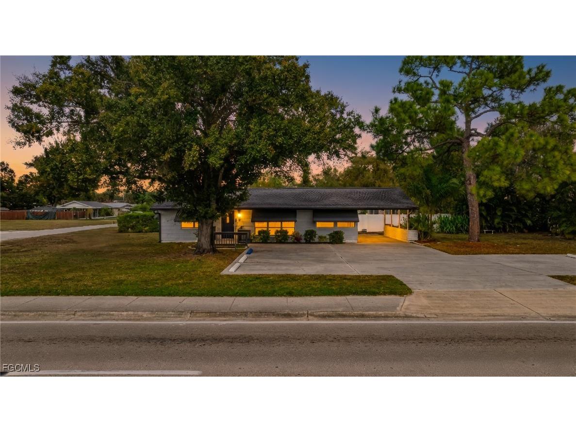 164 Pondella Road North Fort Myers FL 33903 2026005234 image6