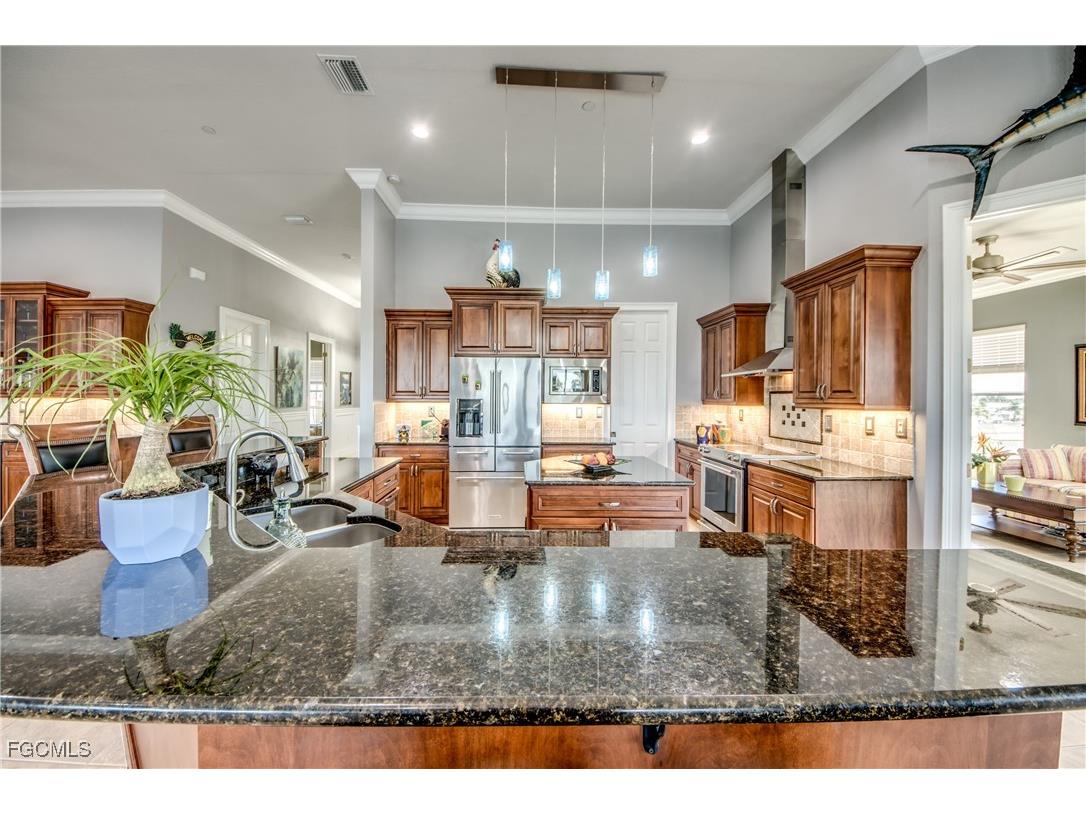 1640 Beach Parkway #301 Cape Coral FL 33904 2025012669 image20