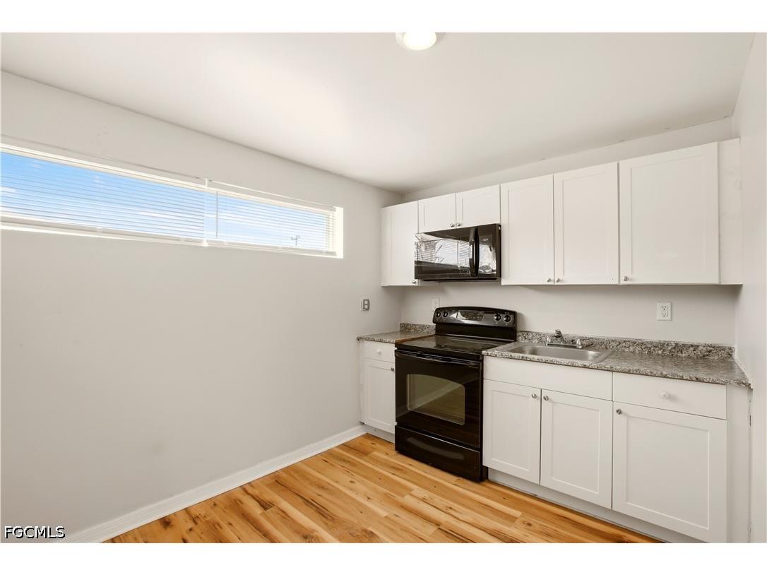 1640 Daniels Drive #B North Fort Myers FL 33917 2026018956 image9