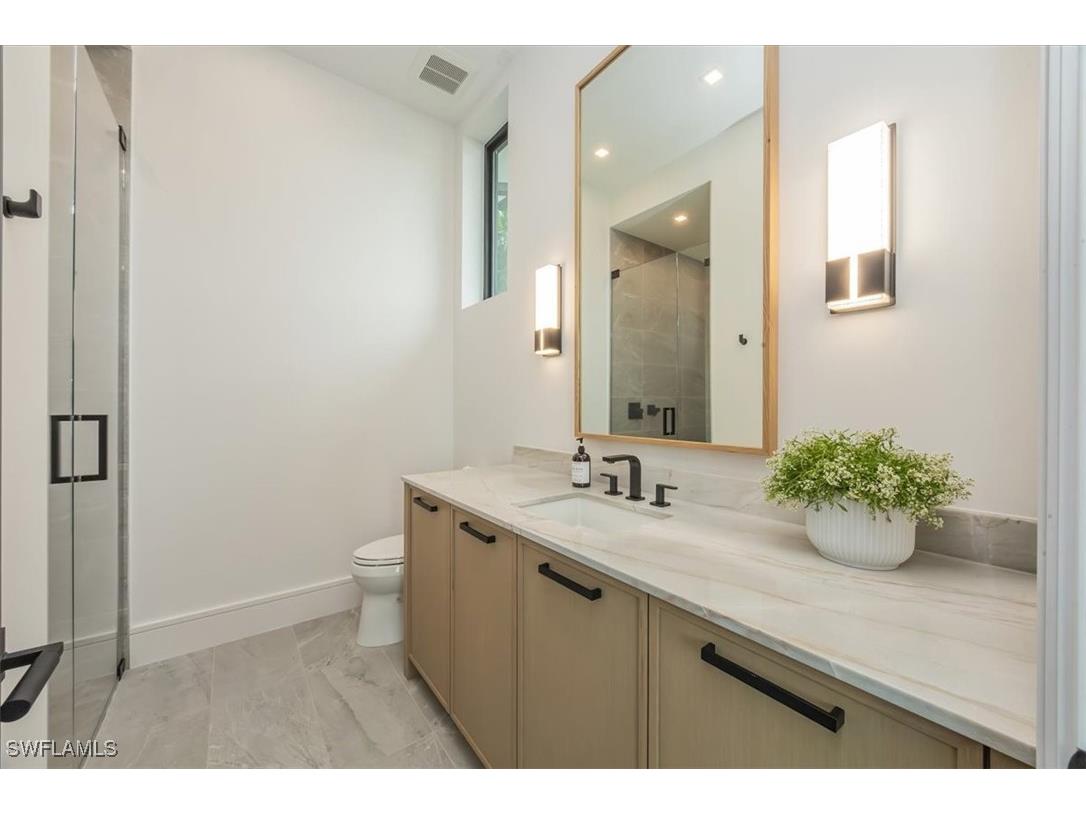 1640 Dolphin Court Naples FL 34102 225079148 image14