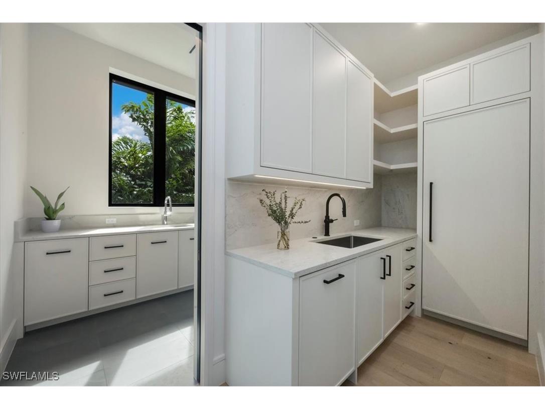 1640 Dolphin Court Naples FL 34102 225079148 image25