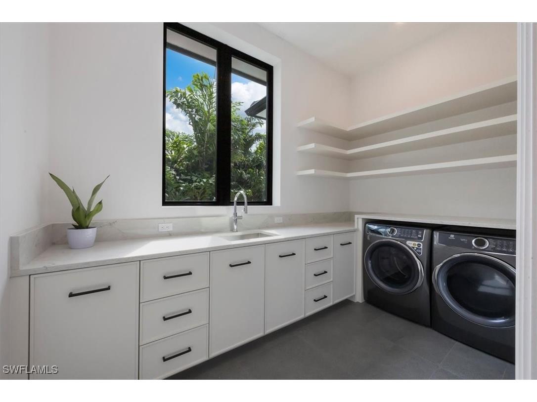 1640 Dolphin Court Naples FL 34102 225079148 image26