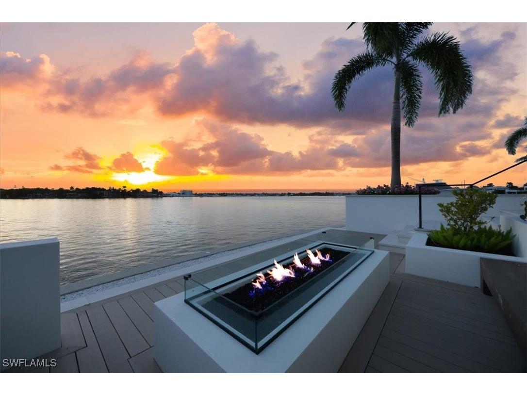 1640 Dolphin Court Naples FL 34102 225079148 image29