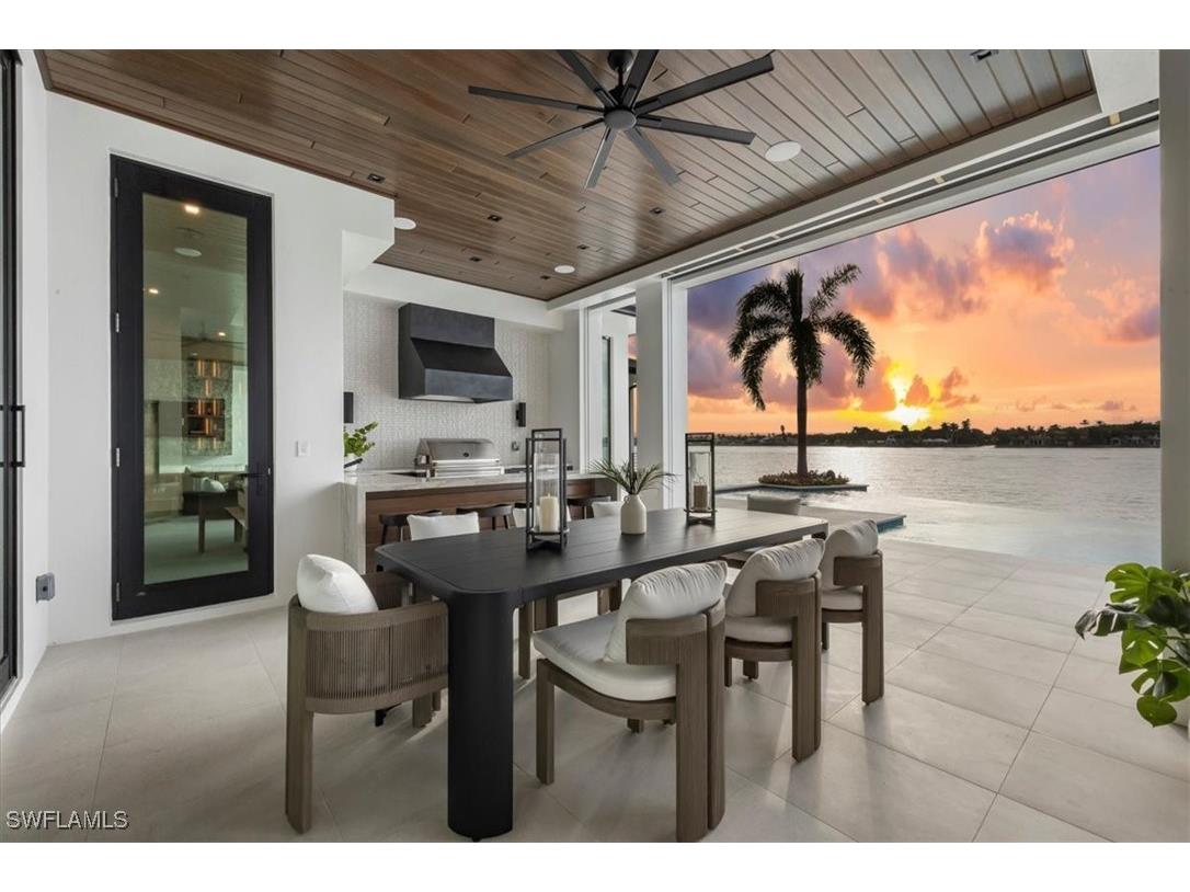 1640 Dolphin Court Naples FL 34102 225079148 image32