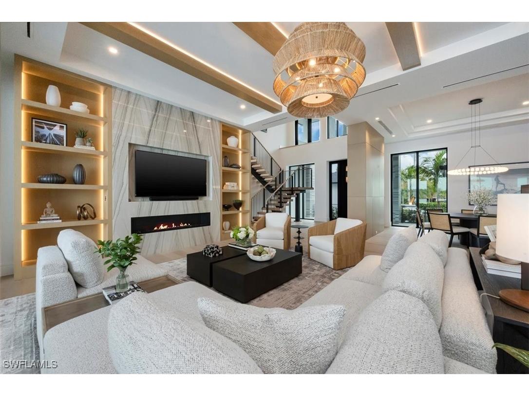 1640 Dolphin Court Naples FL 34102 225079148 image5