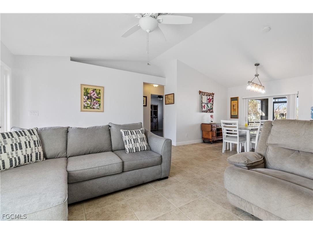 1640 NW 31st Avenue Cape Coral FL 33993 2026010961 image5