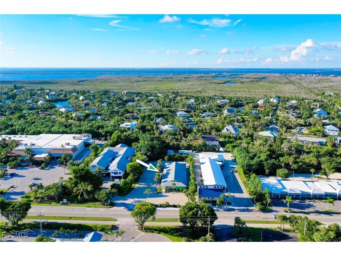 1640 Periwinkle Way #3 Sanibel FL 33957 2025012910 image1