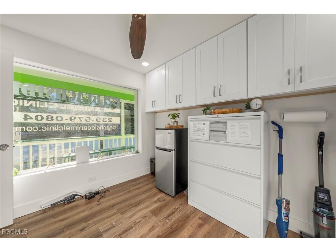 1640 Periwinkle Way #3 Sanibel FL 33957 2025012910 image15