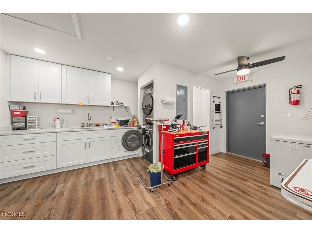 1640 Periwinkle Way #3 Sanibel FL 33957 2025012910 image26