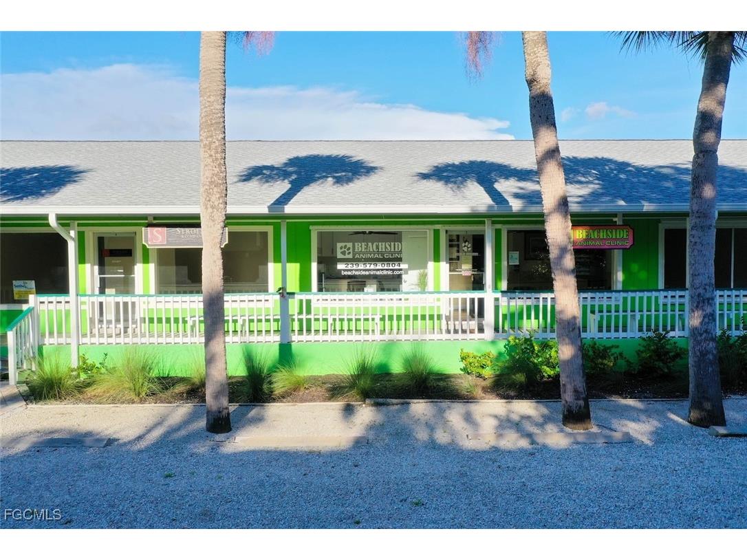 1640 Periwinkle Way #3 Sanibel FL 33957 2025012910 image3