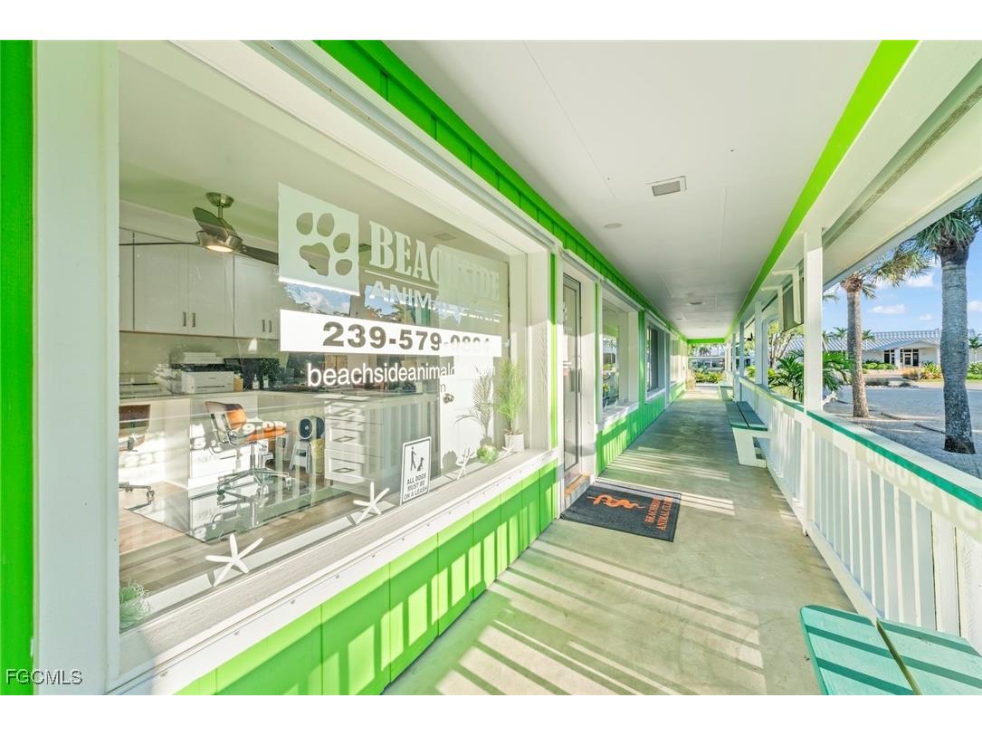 1640 Periwinkle Way #3 Sanibel FL 33957 2025012910 image7