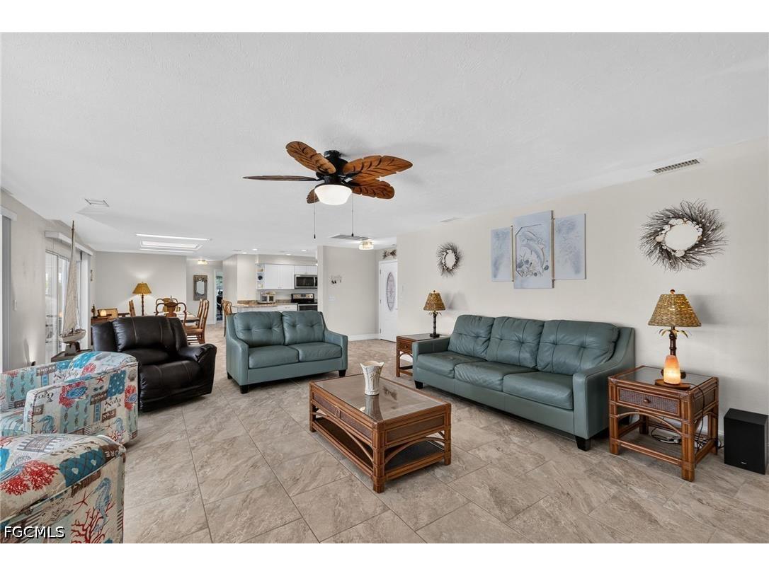 1640 SE 40th Street Cape Coral FL 33904 2026027195 image16