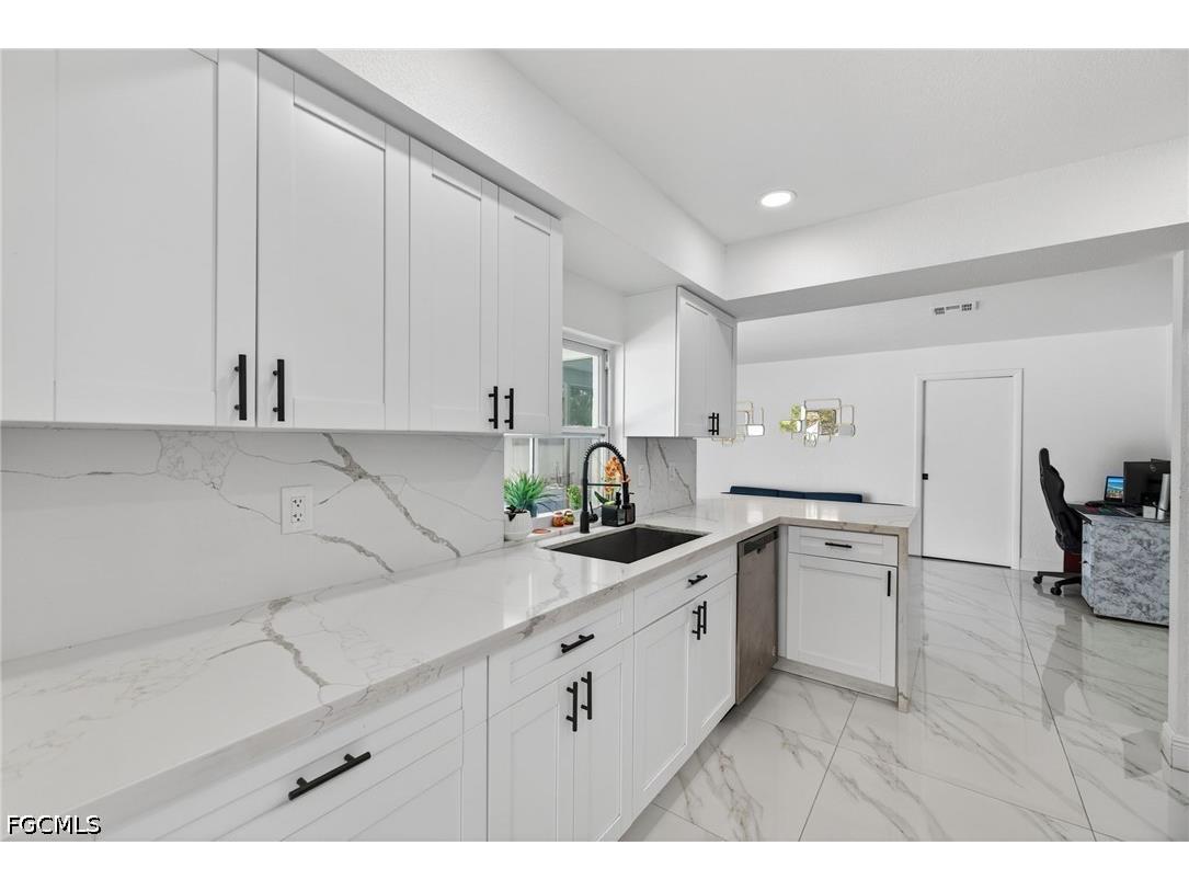 1641 8th Street NE Naples FL 34120 2026016008 image4